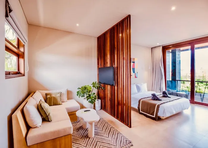 Thehub Pererenan Coworking, Pool And Rooftop Aparthotel
