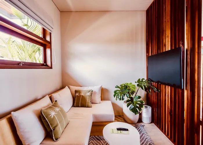 Thehub Pererenan Coworking, Pool And Rooftop Aparthotel 4*