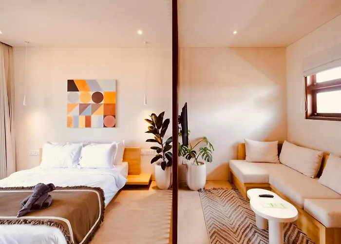 Thehub Pererenan Coworking, Pool And Rooftop Canggu