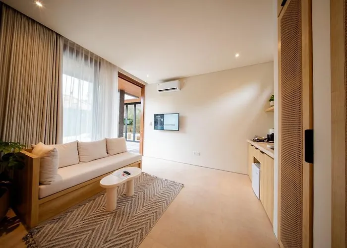 Aparthotel Thehub Pererenan Coworking, Pool And Rooftop