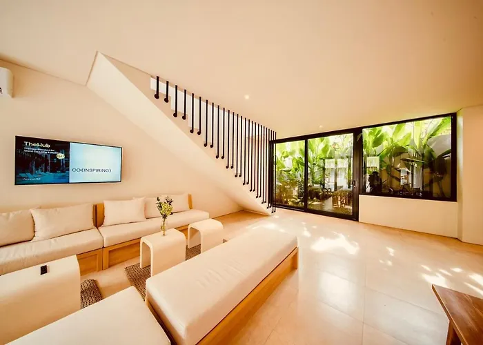Thehub Pererenan Coworking, Pool And Rooftop Aparthotel Canggu